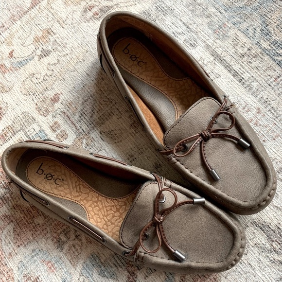 b.ø.c Brown Loafers - Picture 1 of 13
